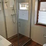 In Mit Grossem Garten By Interhome Hébergement de vacances
